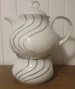 Czajnik z podgrzewaczem  1,15 l Platyna Daphne 