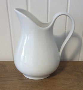 Dzbanek 1,1 l do mleka, wody, soku, barszczu